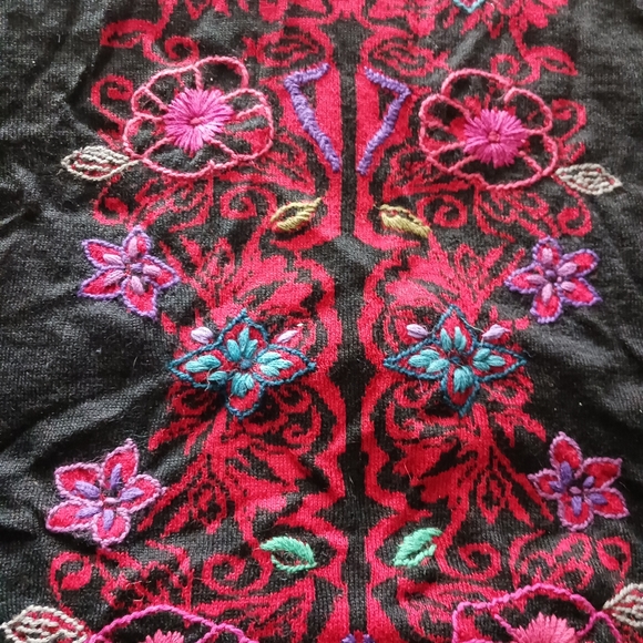 100% Alpaca wool ornate sweater - Picture 5 of 5